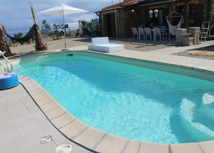 Clicla - Pool, Sea,hommock Swing And Laziness