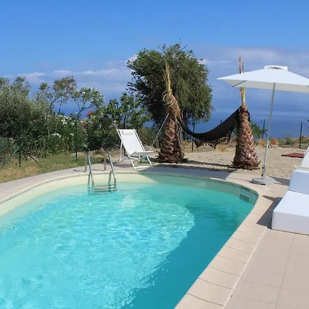 Villa Clicla - Pool, Sea,hommock Swing And Laziness Imperia