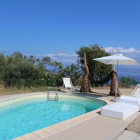 Villa Clicla - Pool, Sea,hommock Swing&laziness *