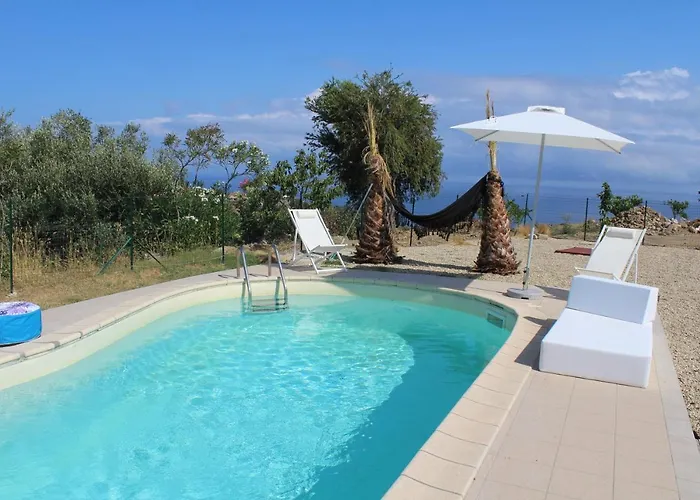 Villa Clicla - Pool, Sea,hommock Swing And Laziness Imperia