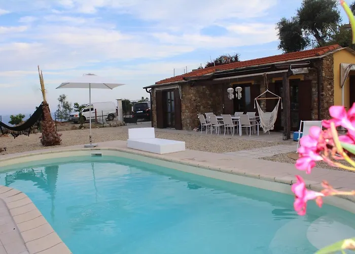 Villa Clicla - Pool, Sea,hommock Swing And Laziness Imperia